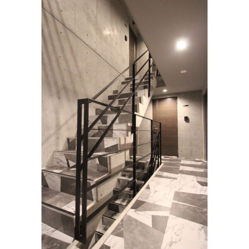 エントランス部分 White spanker南郷7丁目