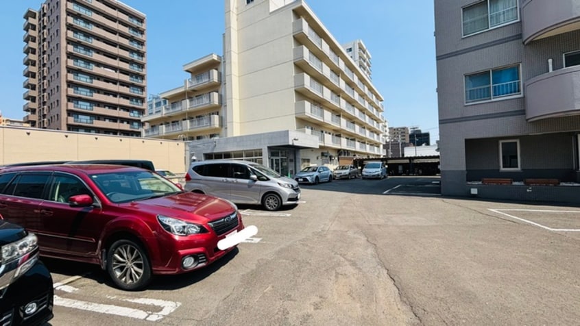 駐車場 しんかわコ－ポ円山公園