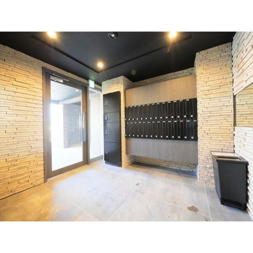 エントランス部分 SERAM苗穂