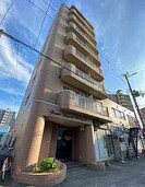 コスモレジェンド平岸の外観