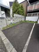 駐車場 ルピナス宮の森
