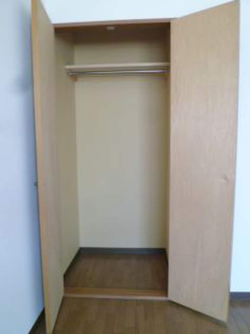 収納 カサグランデ西野