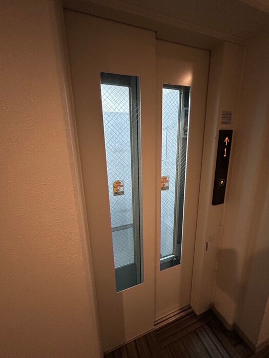 建物設備 ロ－ズウッドナカノシマ