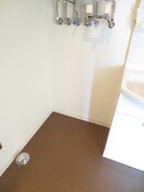 洗濯機置場 ロ－ズウッドナカノシマ