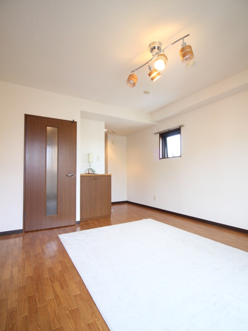 居室 Crane　Court