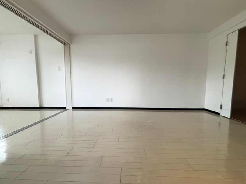 居室 Ｉ　ＸＩＩＩ　表参道