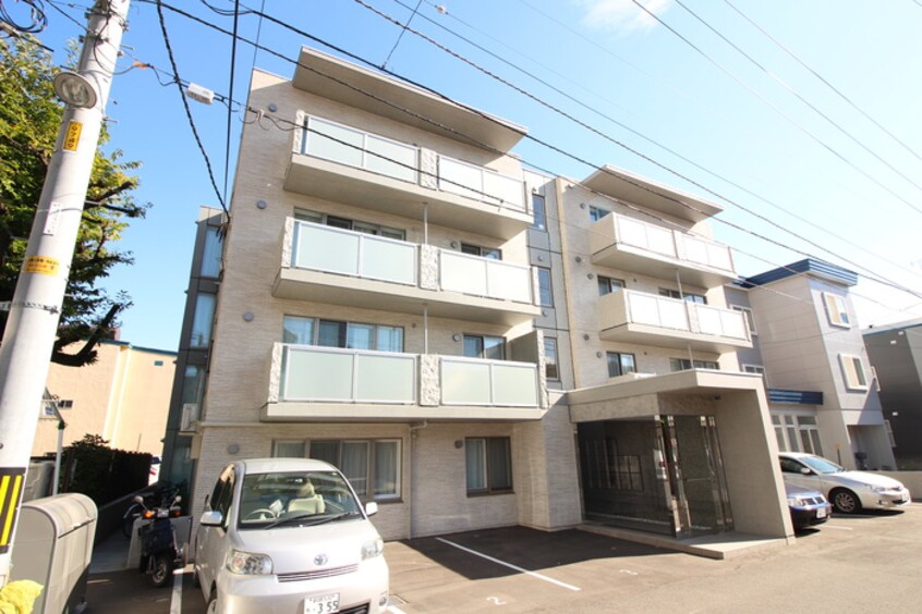 外観写真 Ｉ　ＸＩＩＩ　表参道