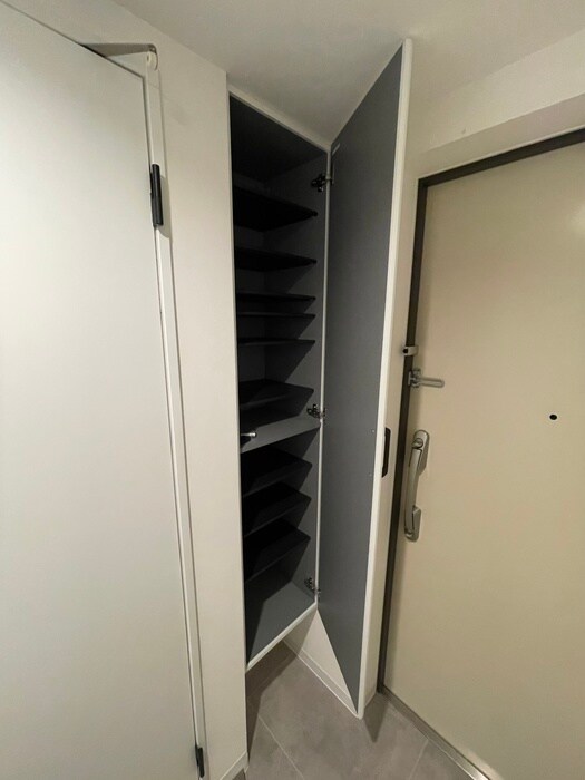 靴箱 Halenix札幌医大前