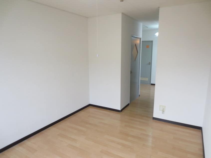 居室 ラ・フォ－レ１９　１号館