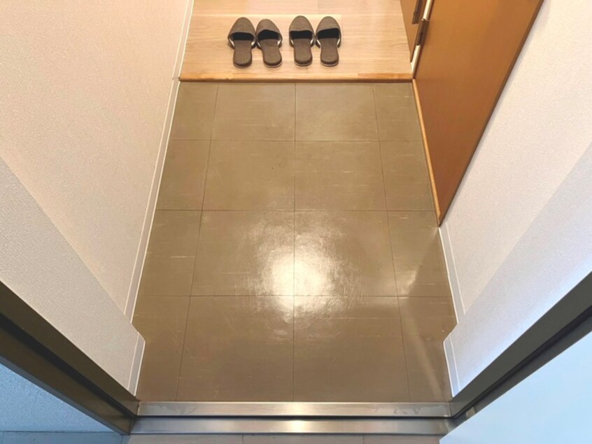 玄関 ライフコ－ト月寒