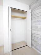 収納 ＥＭＩＮＥＮＣＥ美園８５