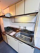 キッチン メゾン南７条ビル