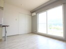 居室 Ｐｒｅ　Ｄｏｎｉａ中の島