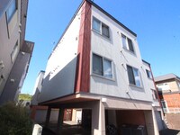 ＣＥＮＴＲＡＬ西岡