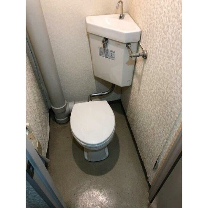 トイレ メゾン中島