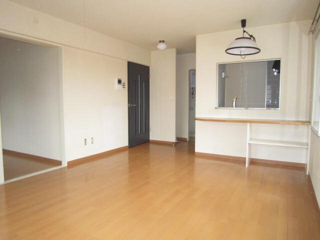 居室 キャピタル神宮