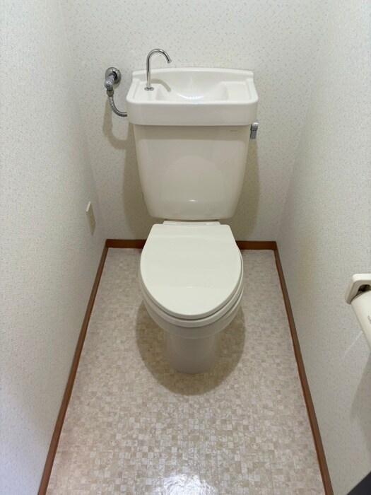 トイレ キャピタル神宮