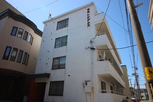 信和レジデンス