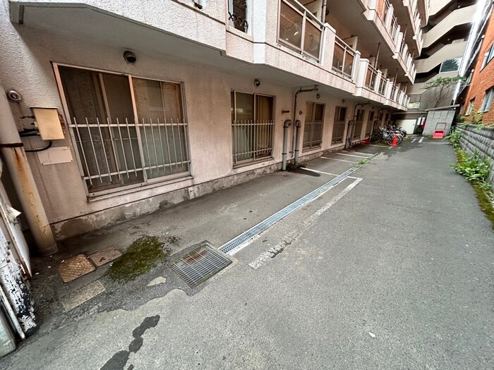 駐車場 ﾄﾞﾐﾆｵﾝ琴似