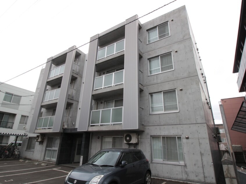 外観写真 コロ－レＮ３３