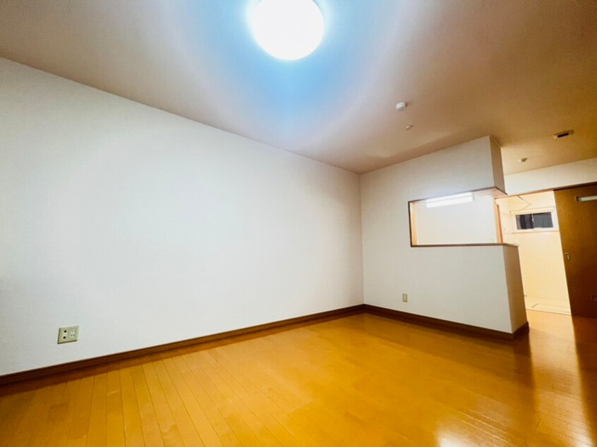 居室 フラワ－コ－ト７５