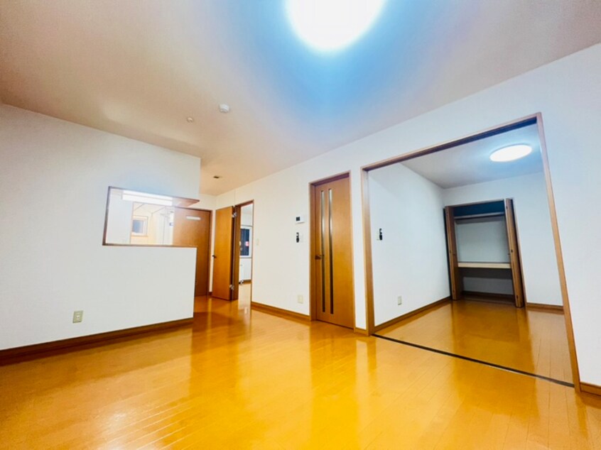 居室 フラワ－コ－ト７５