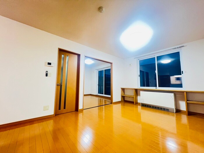 居室 フラワ－コ－ト７５