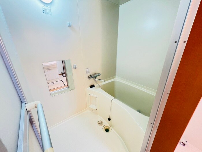 バス／シャワールーム等 フラワ－コ－ト７５