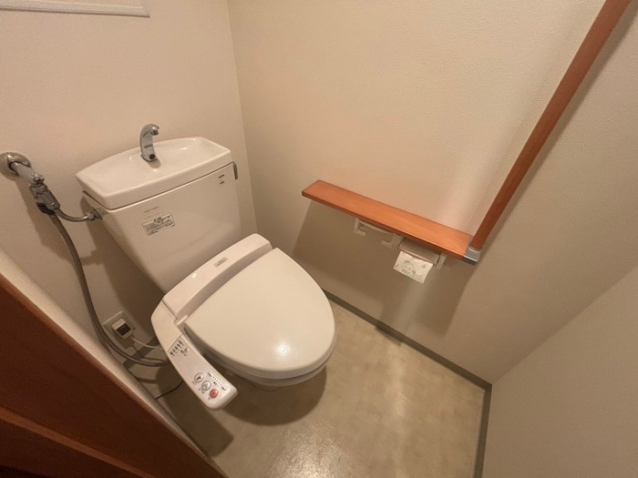 トイレ ホ－リ－フォ－ト南平岸