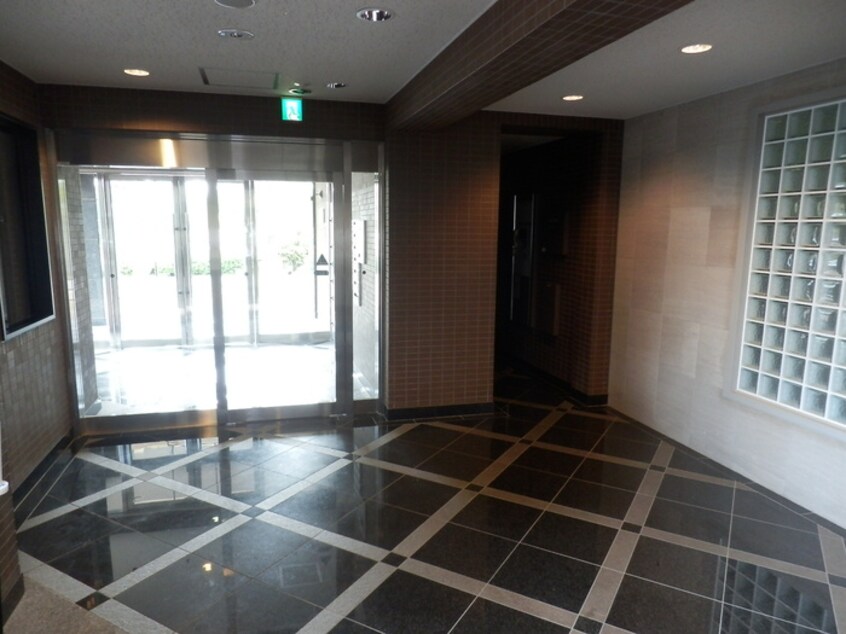 エントランス部分 ノヴァ東札幌