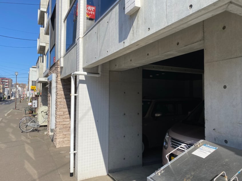 駐車場 cochon rose