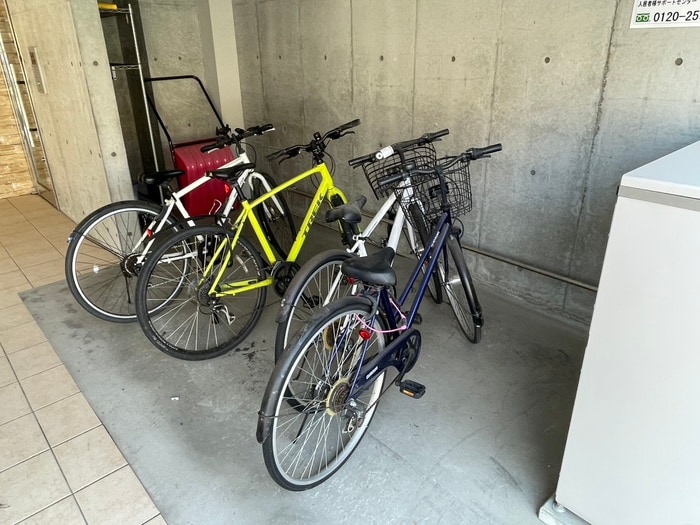 駐輪場 アルページュ