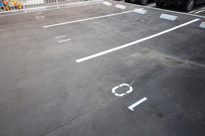 駐車場 キャメロットコート桑園