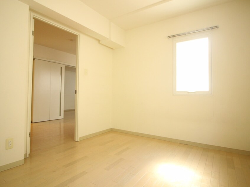 居室 ａｌｂａ  ｍｅｗ