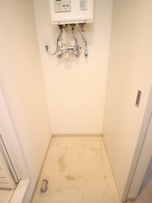 洗濯機置場 ａｌｂａ  ｍｅｗ