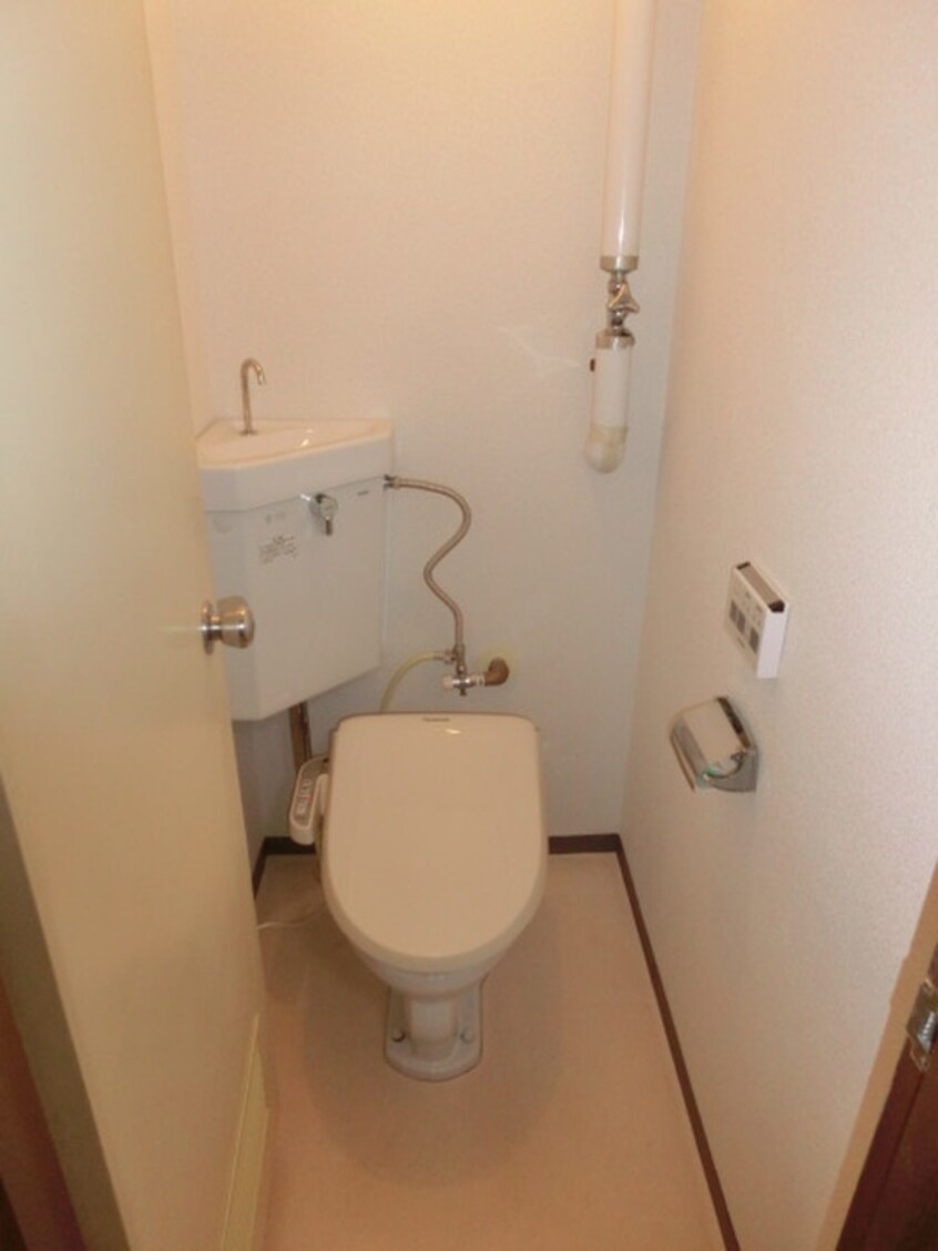 トイレ ファミール札幌（566）