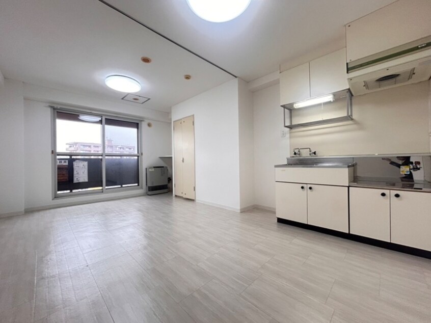 居室 メトロサイドコーポ