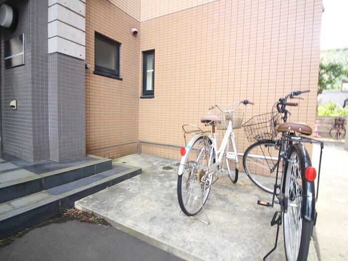 駐輪場 クラ－ジュ豊平公園Ⅱ