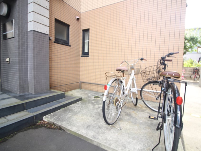 駐輪場 クラ－ジュ豊平公園Ⅱ