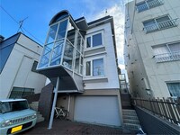 イースト ワン