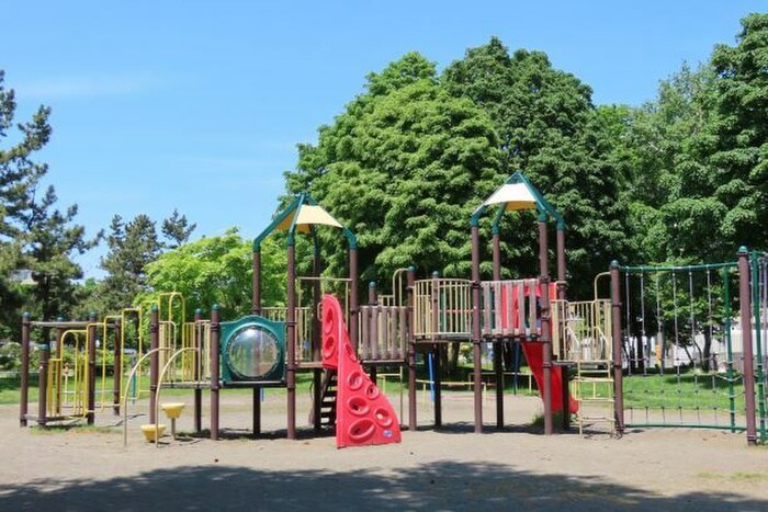 前田公園(公園)まで600m アトラス手稲