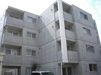 Manys Court MISONO