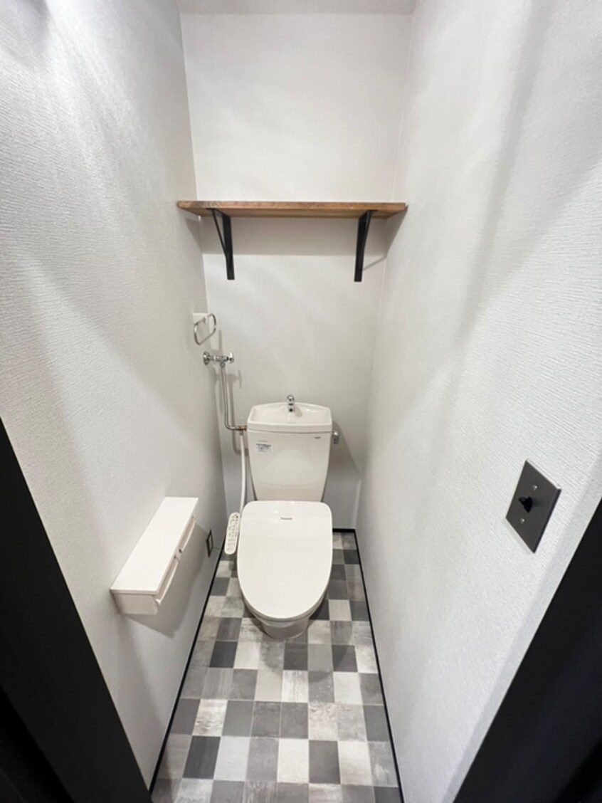 トイレ 雪月花　伍