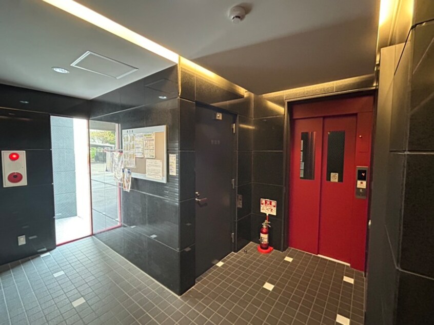 エントランス部分 Ks　Stage　Asahimachi