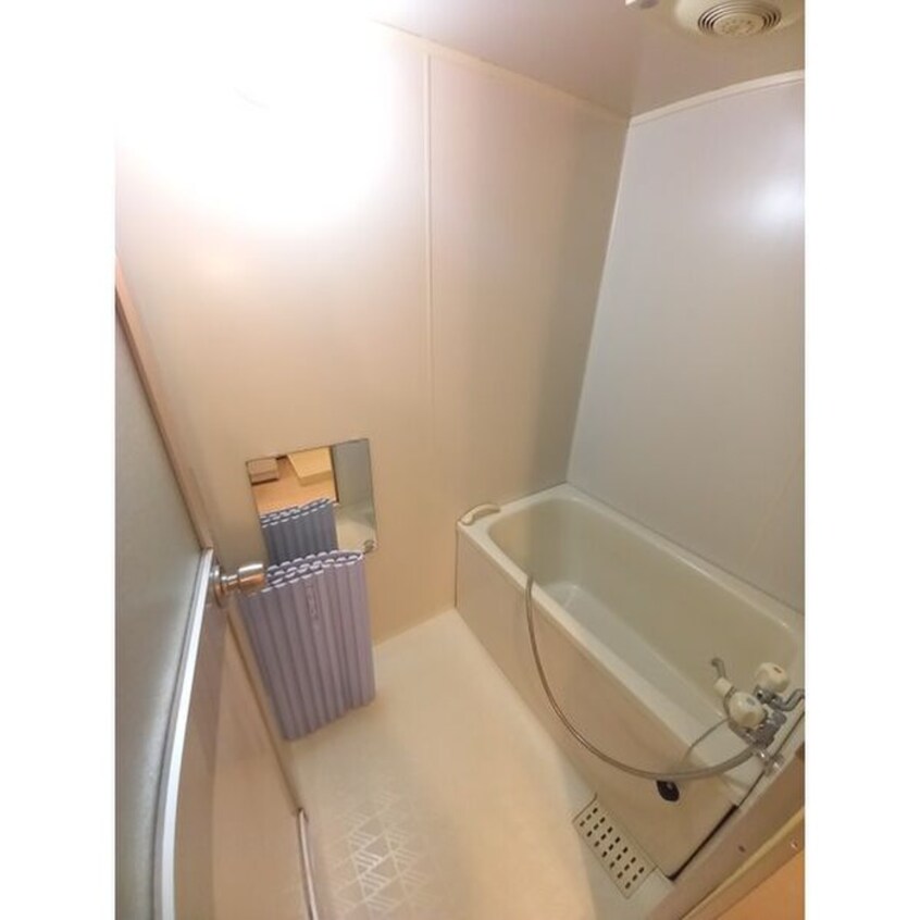 バス／シャワールーム等 ﾆｭ-ﾗｲﾌｻｯﾎﾟﾛC