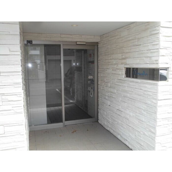 エントランス部分 グランディール二十四軒