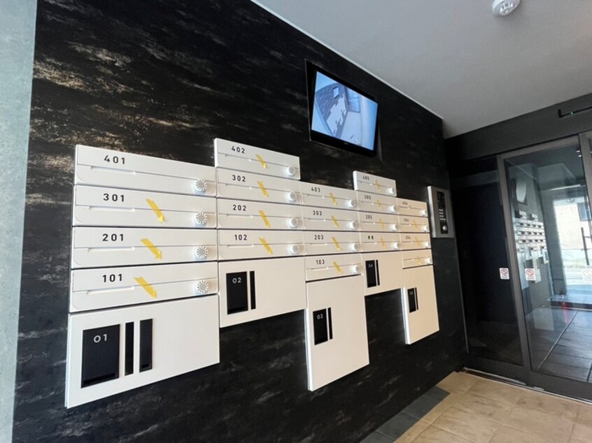 エントランス部分 Road　&　Sky　ATSUBETSUNISHI