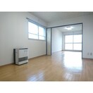 居室 カサデ南郷