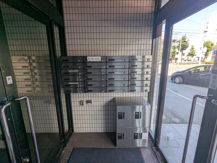 エントランス部分 ｻﾌﾞｳｪｲ24