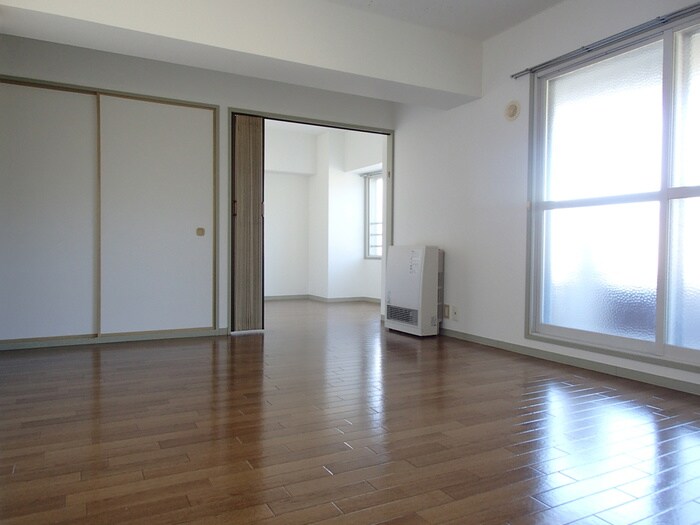 居室 東山グランドハイツ